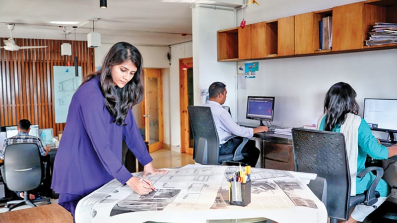 প্রতিটি পরিবারে পুরুষই হলো আয়ের প্রধান উৎস। Ready Cash